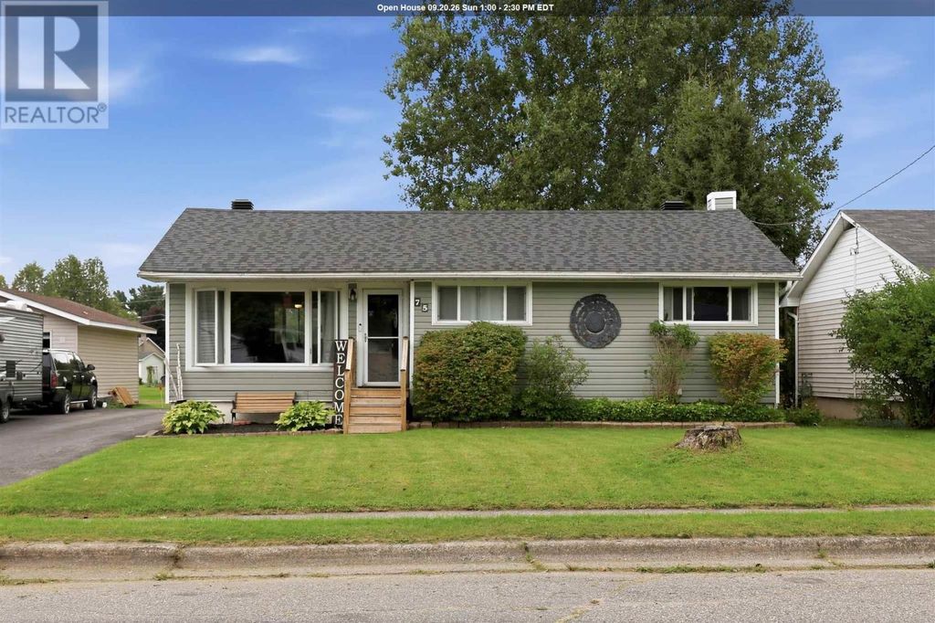 75 Indiana Dr, Sault Ste. Marie
