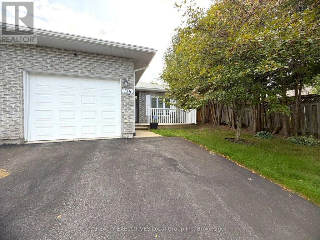 176 Cloverbrae Crescent, North Bay (ferris)