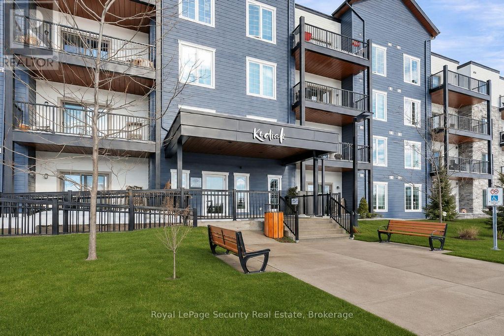 217 - 54 Koda Street, Barrie
