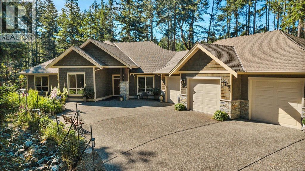 1793 Stewart Rd, Nanoose Bay