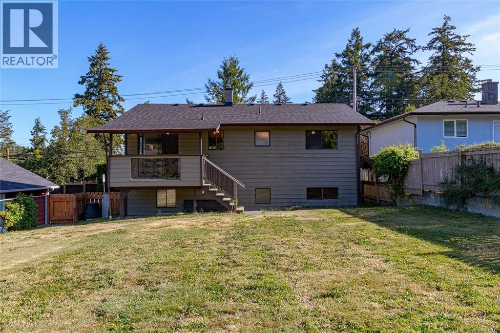 1389 Hastings St, Saanich