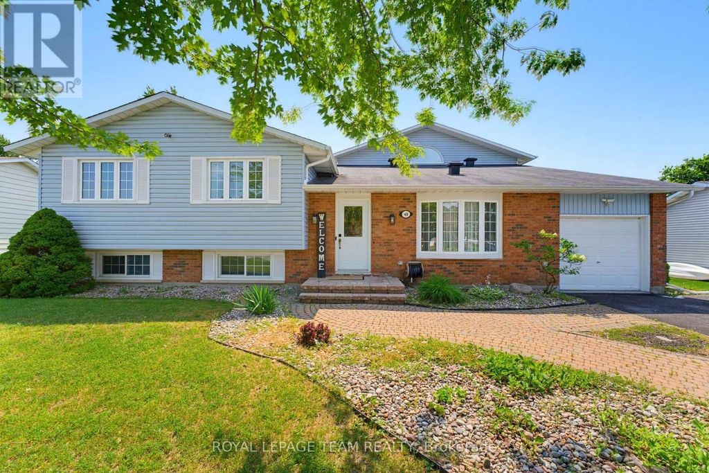 49 Owlshead Road, Ottawa