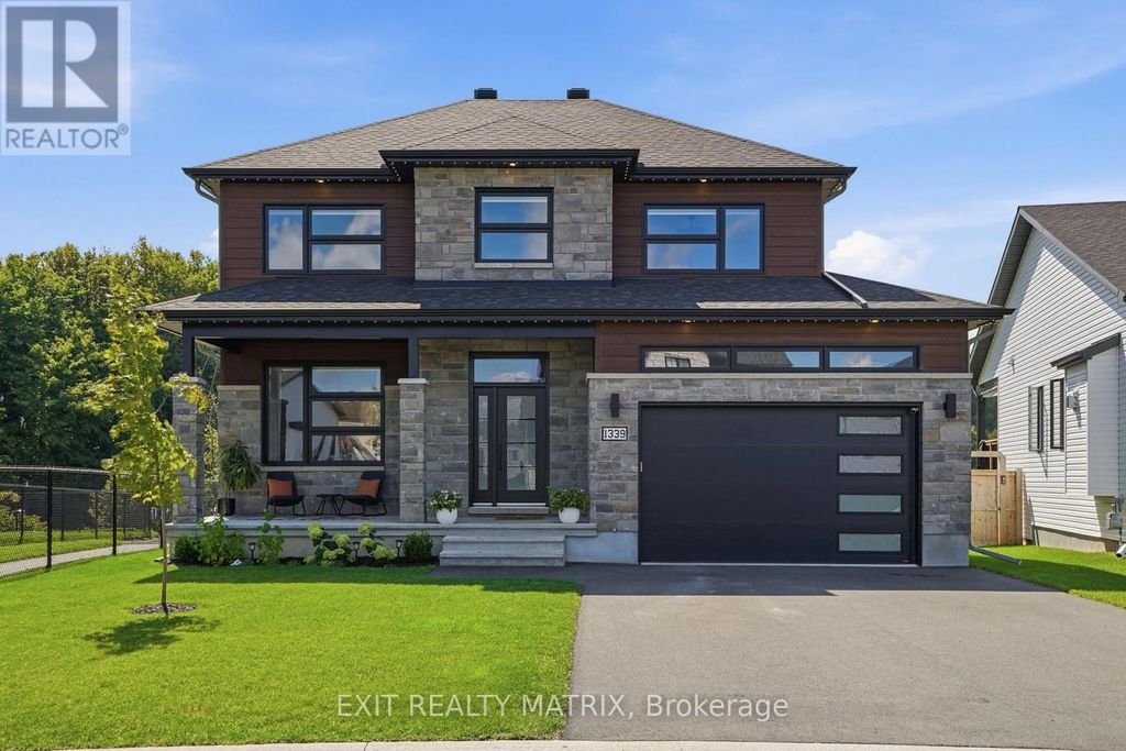 1339 Fribourg Street, Russell