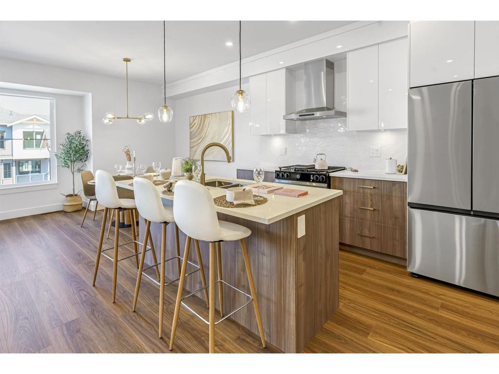 26 6035 141 Street, Surrey
