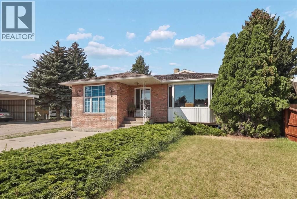 1305 18 Avenue S, Lethbridge