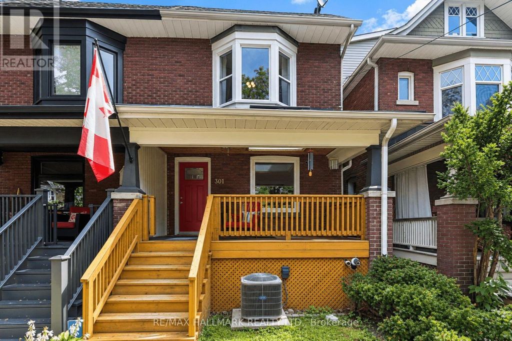 301 Waverley Road, Toronto (the Beaches)