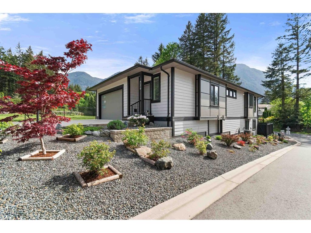 13 21196 Kettle Valley Road|kawkawa Lake, Hope