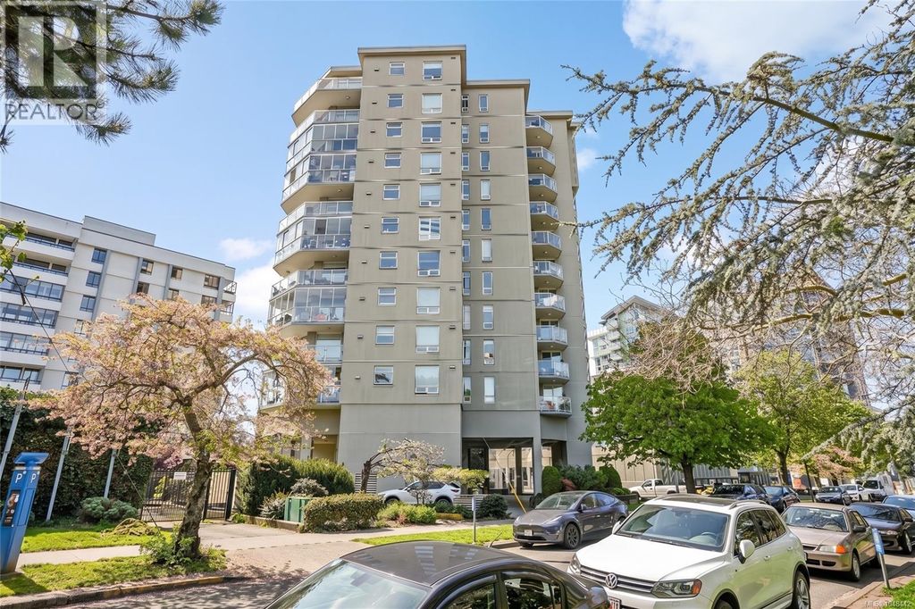 501 1015 Pandora Ave, Victoria