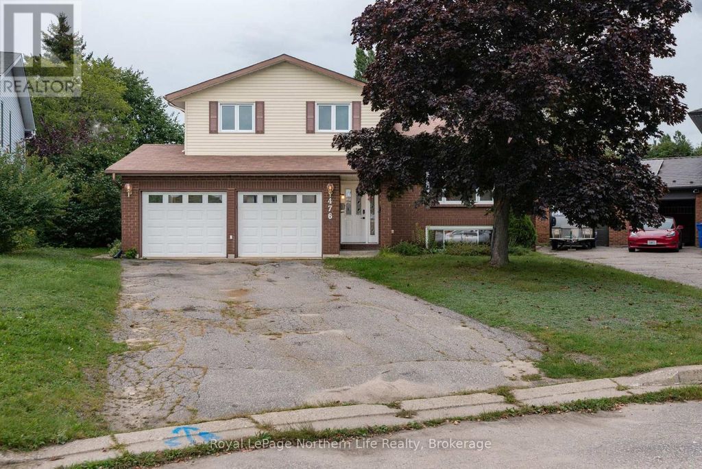 476 Maplewood Avenue, North Bay (west End)