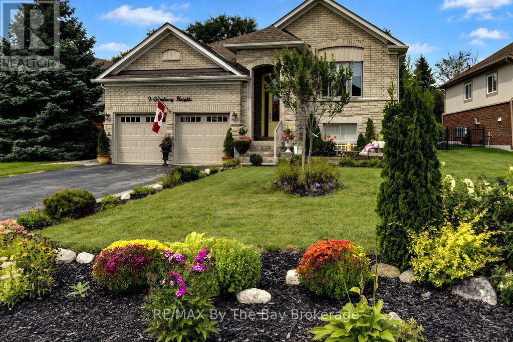 9 Cranberry Heights, Wasaga Beach
