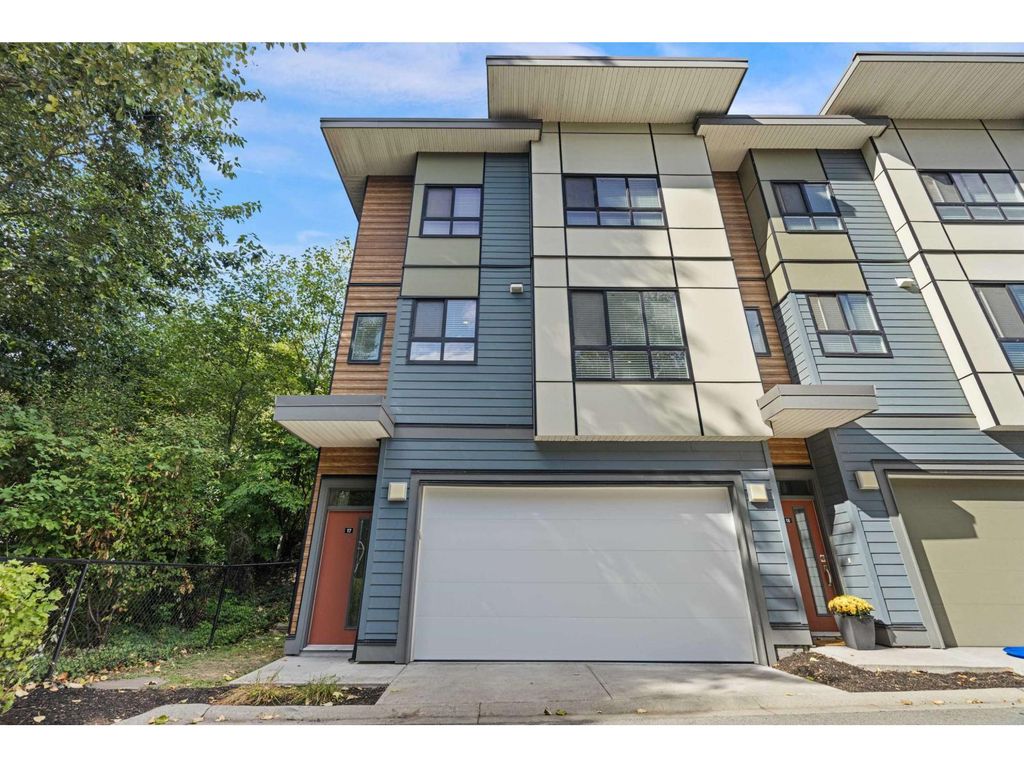 17 1968 North Parallel Road, Abbotsford
