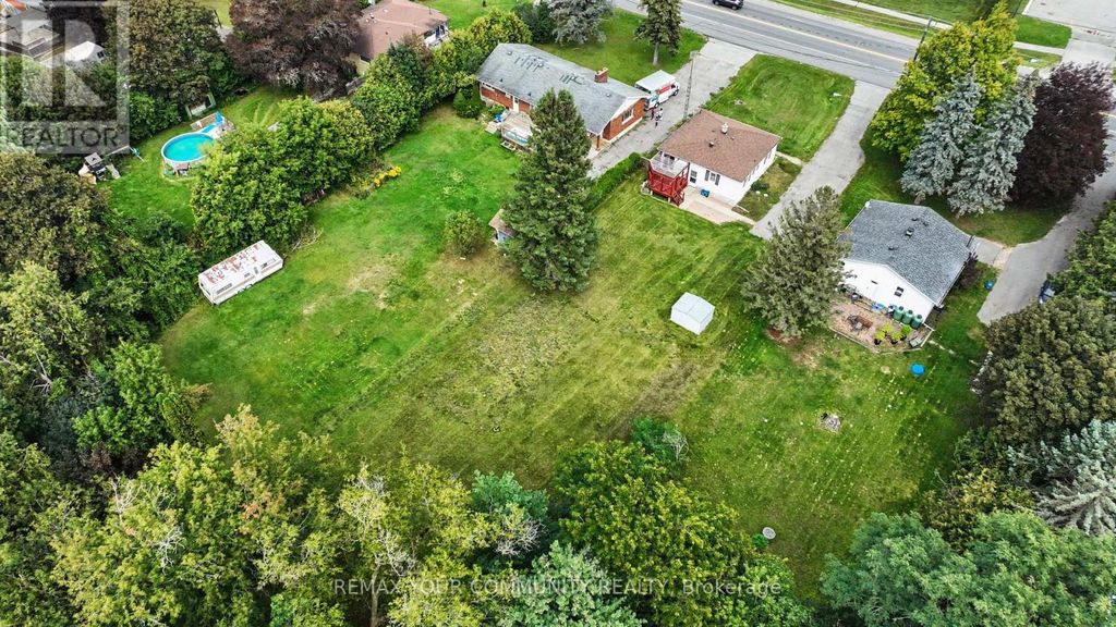 4690 Baldwin Street S, Whitby (taunton North)