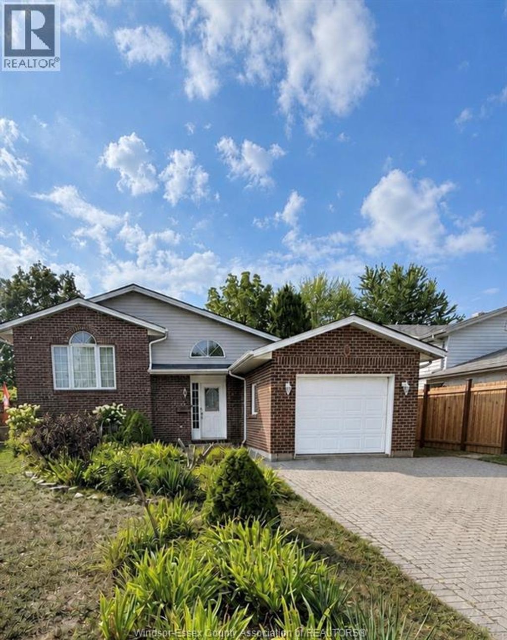 5 Allen Court, Amherstburg