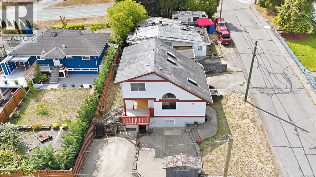 9815 Cedar St, Chemainus
