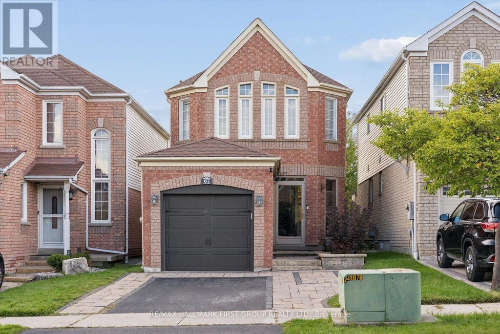 67 Epps Crescent, Ajax (central)