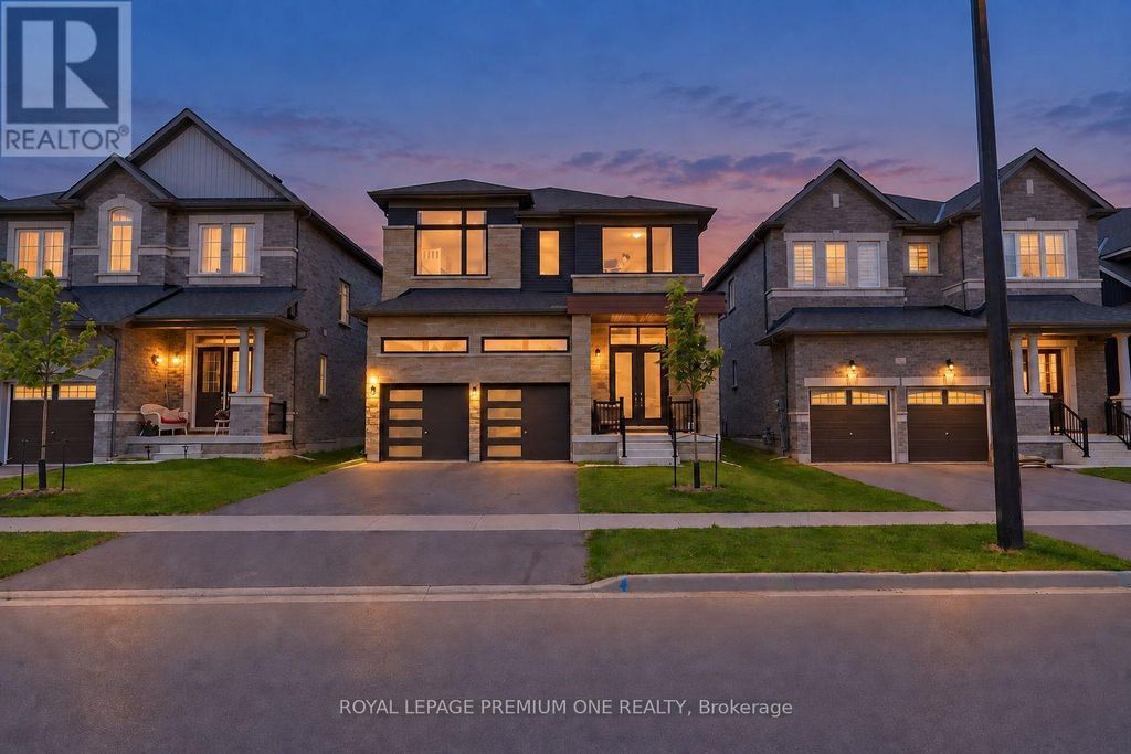 13 Simona Avenue, Wasaga Beach