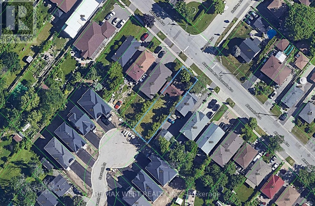1304 Alexandra Avenue, Mississauga (lakeview)