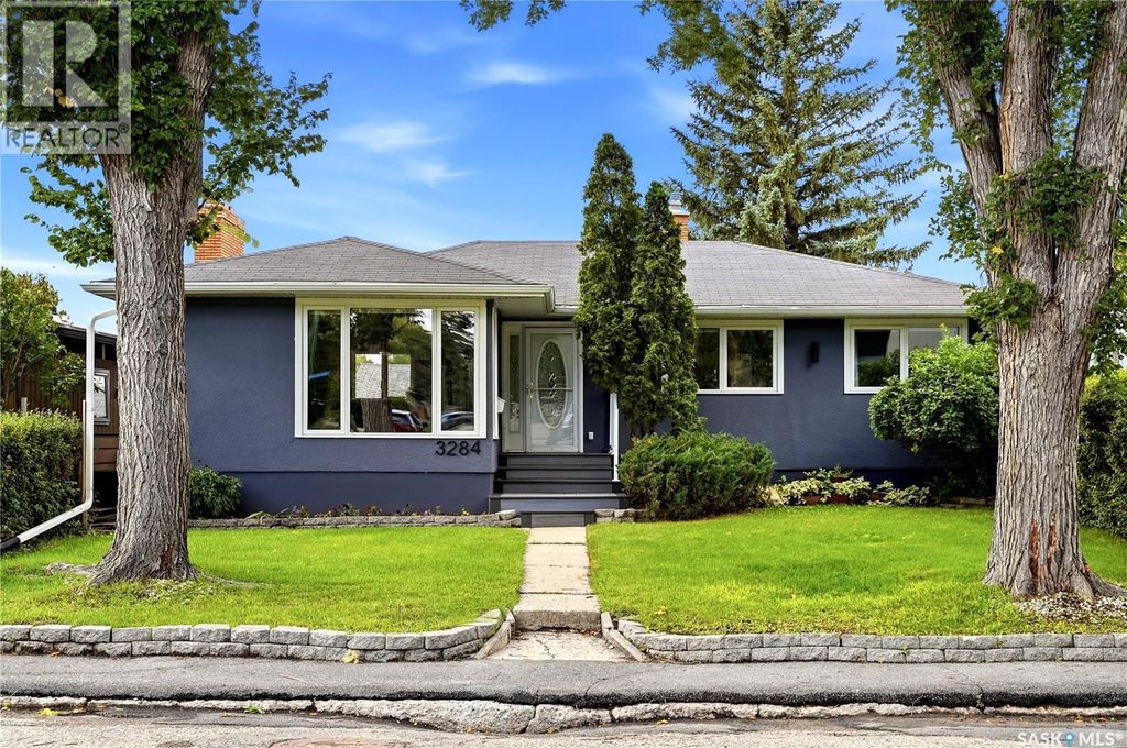 3284 Robinson Street, Regina