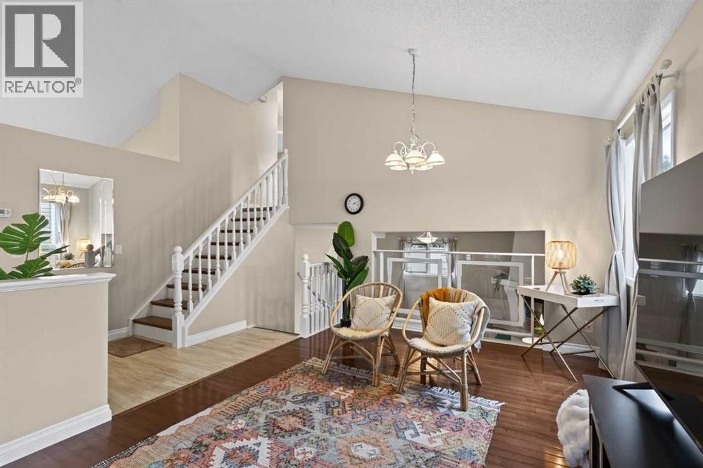 15 Sunridge Crescent Nw, Airdrie