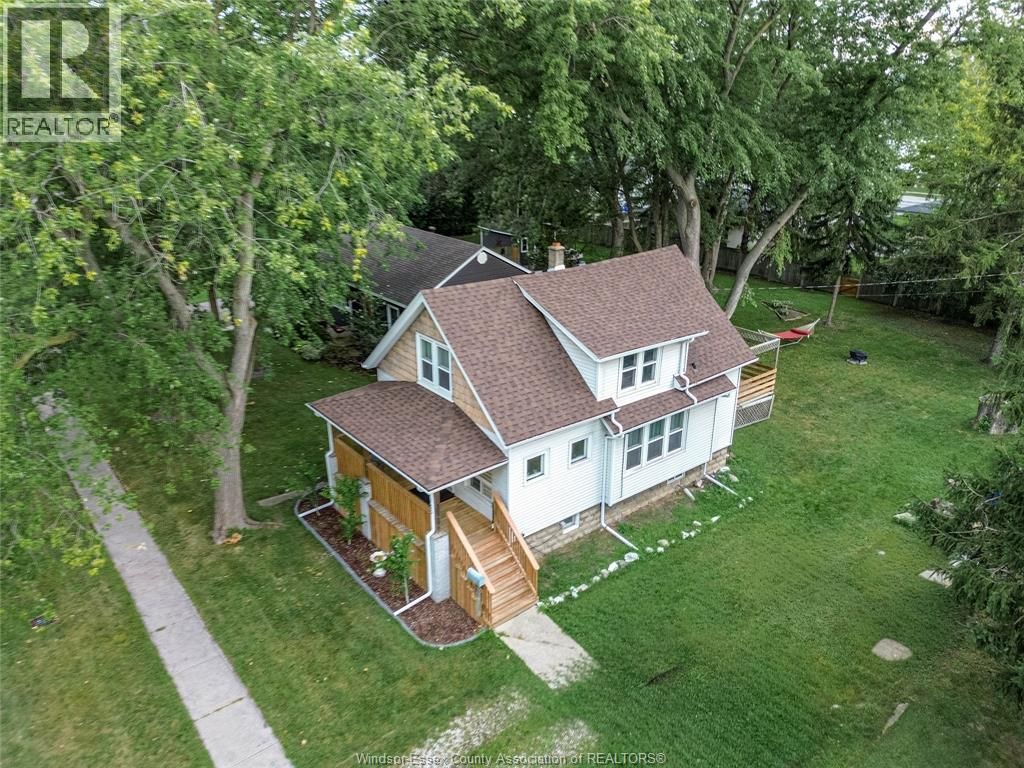 135 Maple Avenue, Lasalle