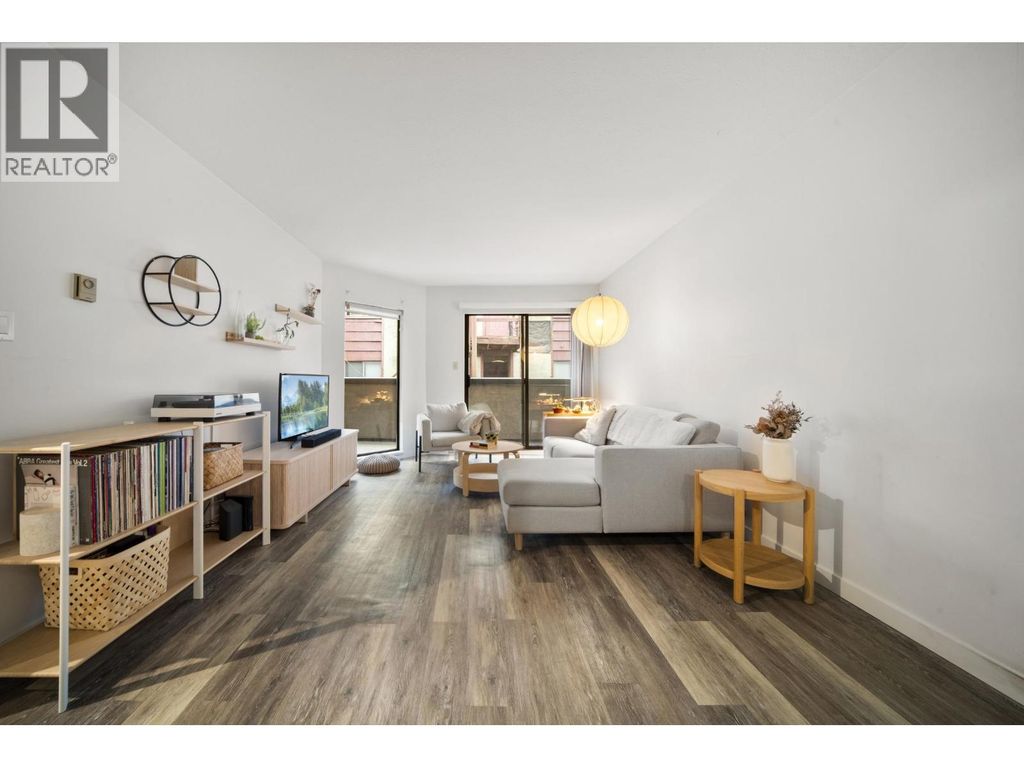 209 975 W 13th Avenue, Vancouver