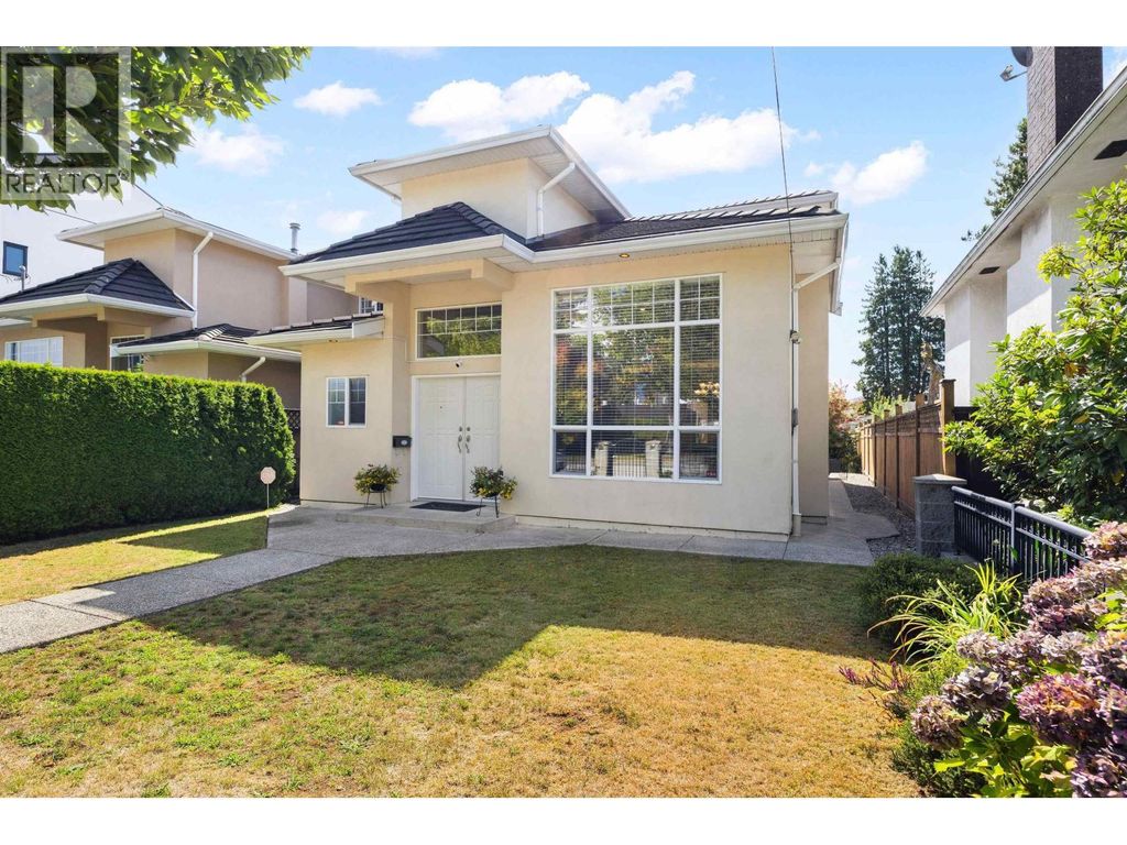 6180 Curtis Street, Burnaby