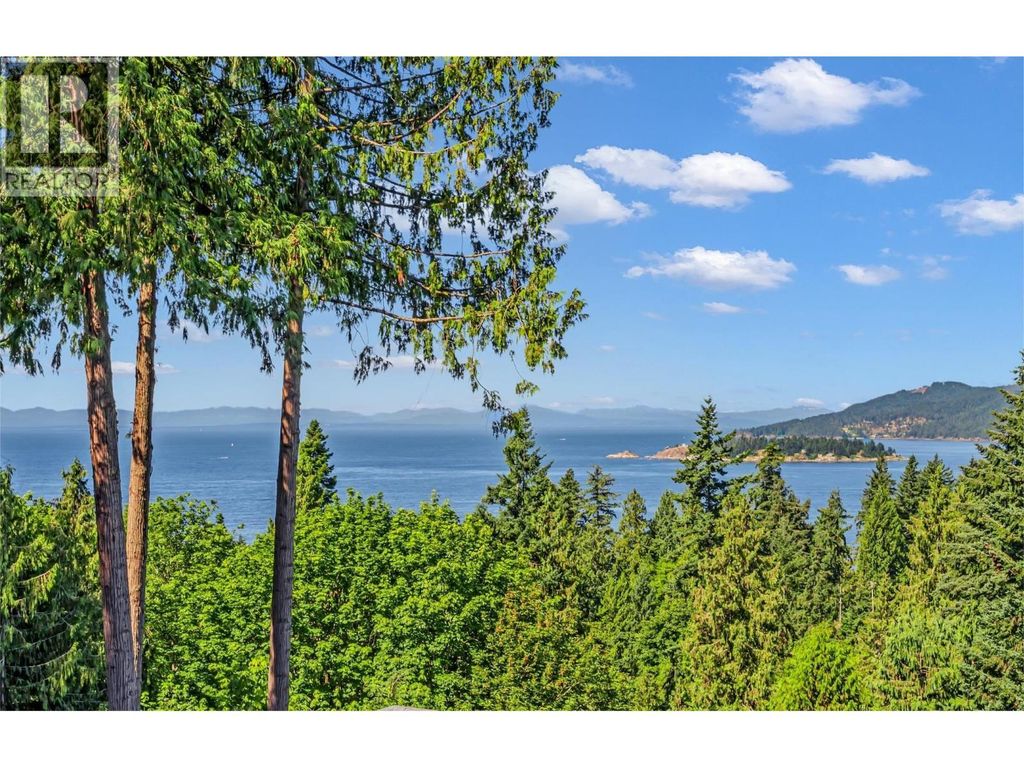 5317 Montiverdi Place, West Vancouver