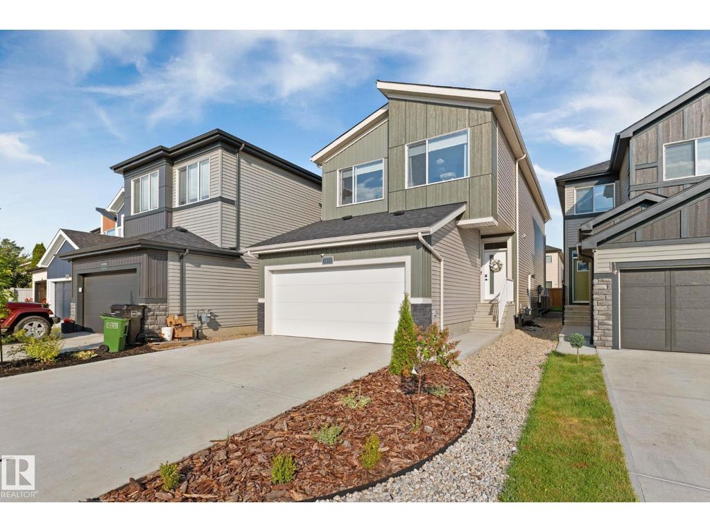 17355 99 St Nw Nw, Edmonton