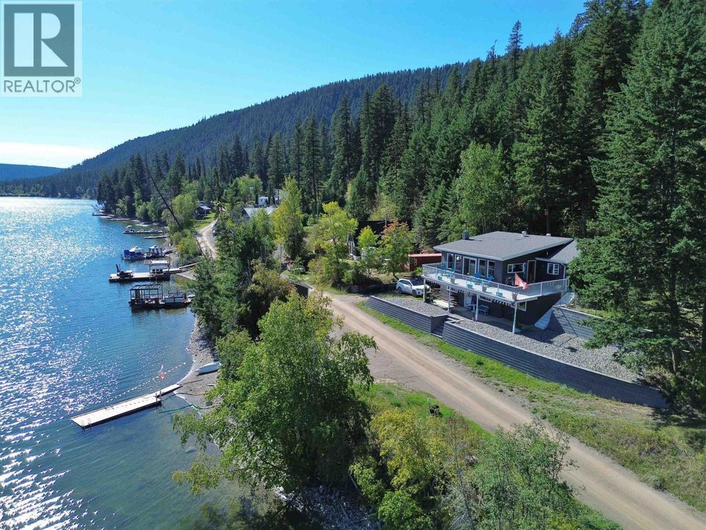 6395 Forglen Road, Mcleese Lake