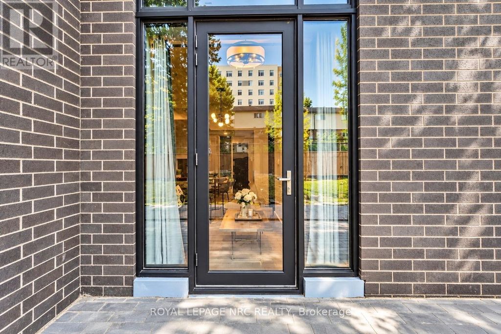 133 - 145 Columbia Street W, Waterloo