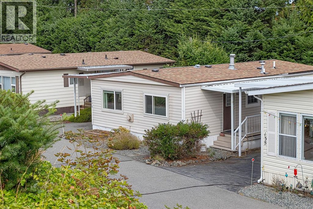 134 6325 Metral Dr S, Nanaimo