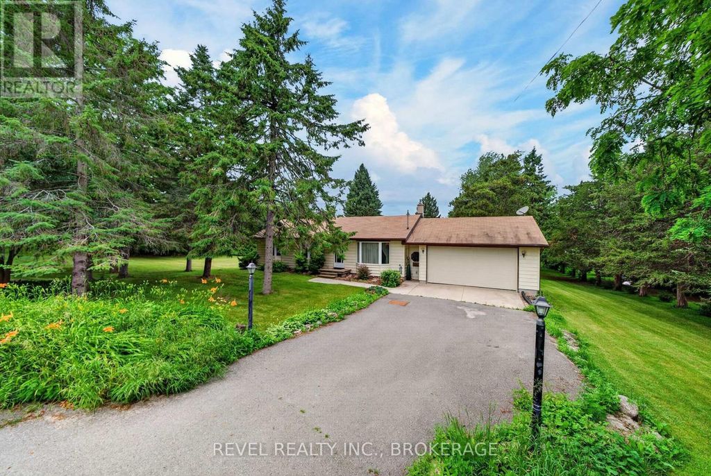 4453 Latimer Road, Frontenac (frontenac South)