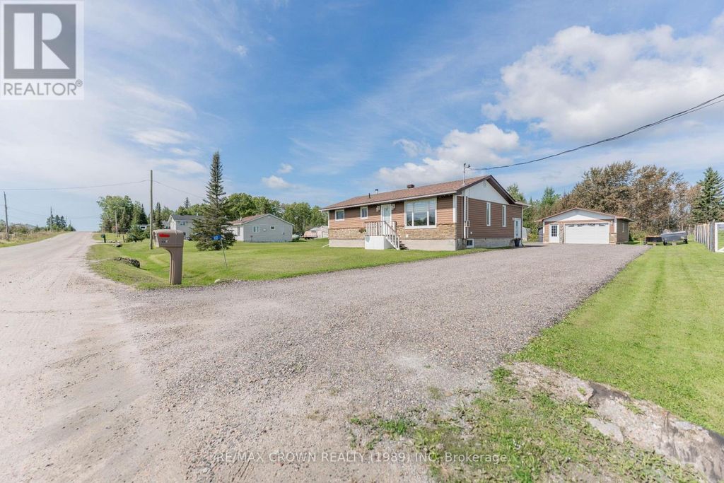 Val Rita - 112 Williamson Con 1 Road, Kapuskasing