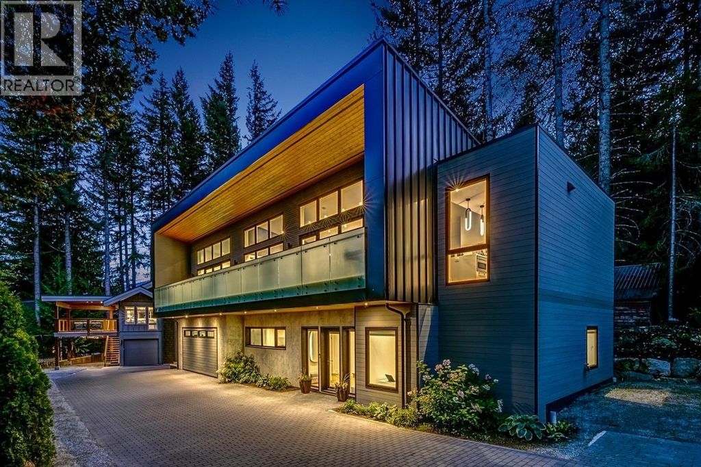 8224 Alpine Way, Whistler