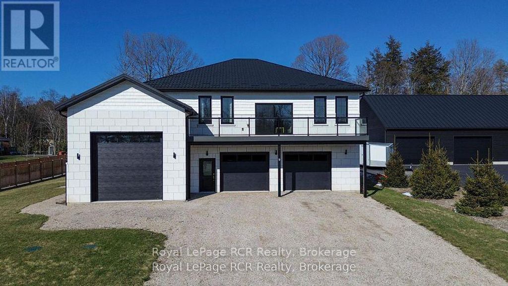 9 Sunset Place, Huron-Kinloss