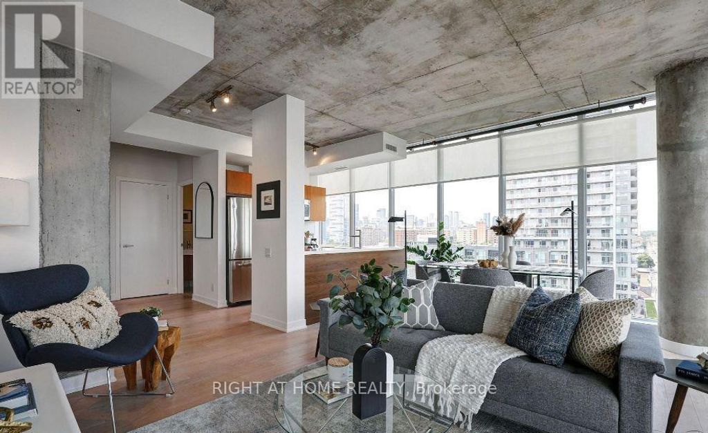 1305 - 318 King Street E, Toronto (moss Park)