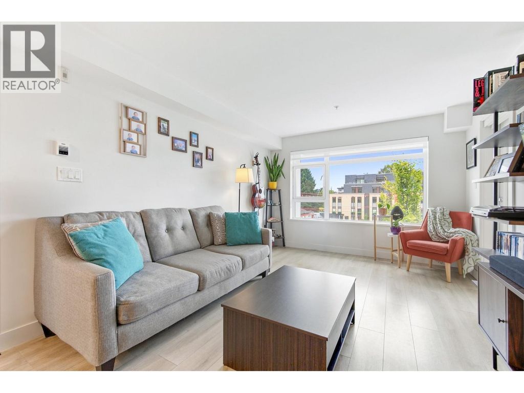 305 1519 Crown Street, North Vancouver