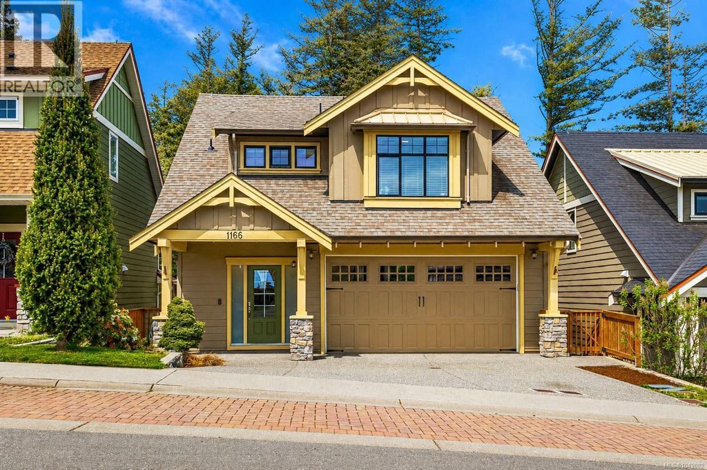 1166 Bombardier Cres, Langford