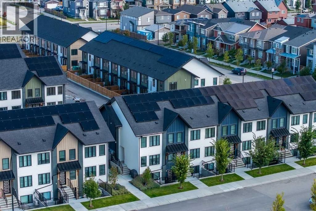 205, 40 Livingston Parade Ne, Calgary