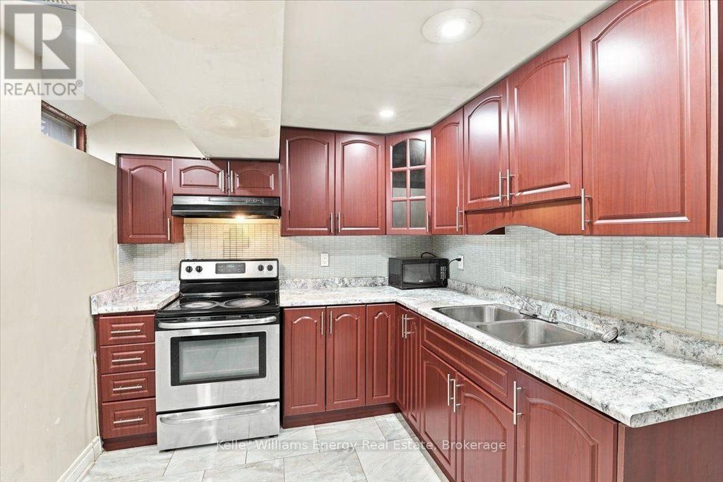 21 Upland Drive, Whitby (blue Grass Meadows)