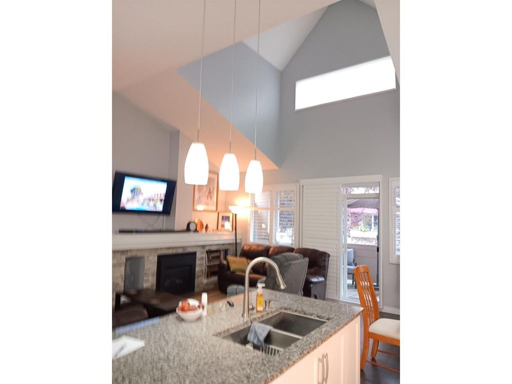61 2588 152 Street, Surrey