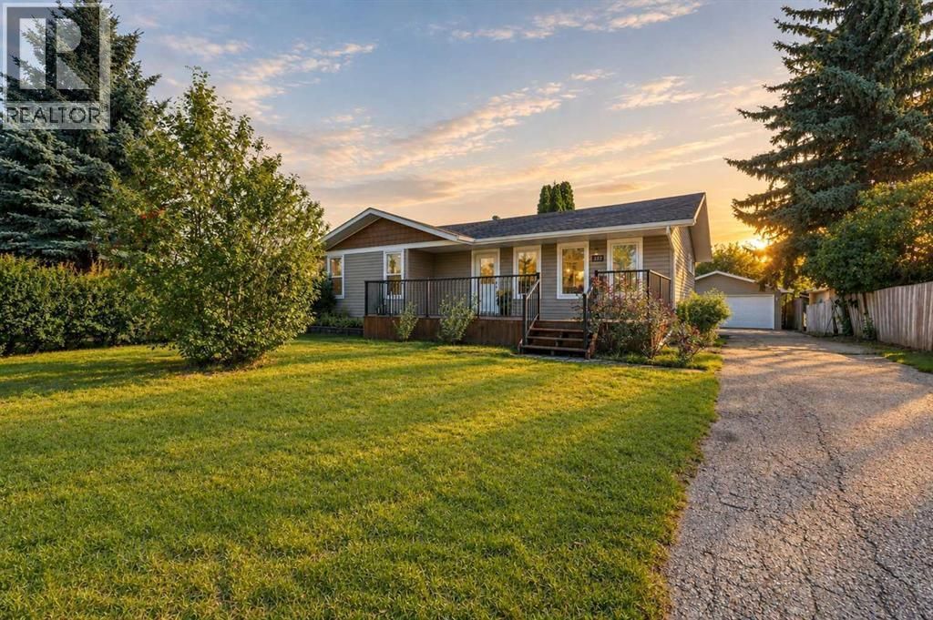 3237 55 Avenue, Red Deer