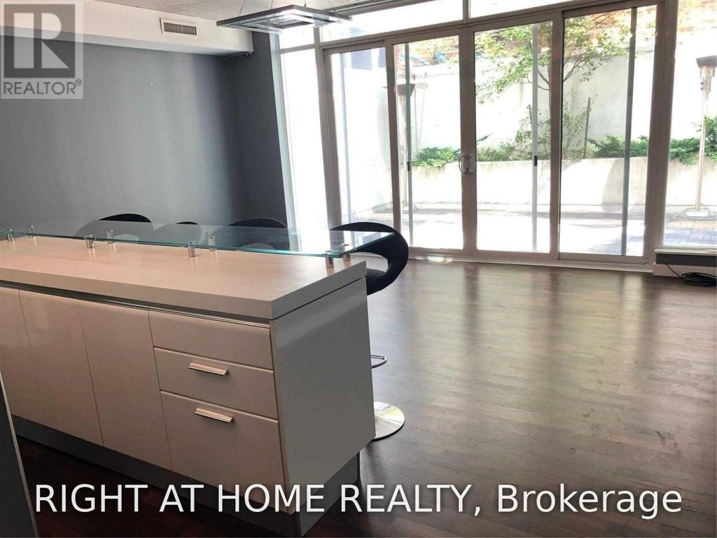 108 - 75 Portland Street, Toronto (waterfront Communities)