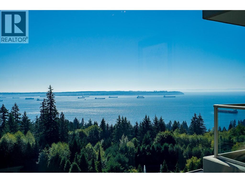 703 3131 Deer Ridge Drive, West Vancouver