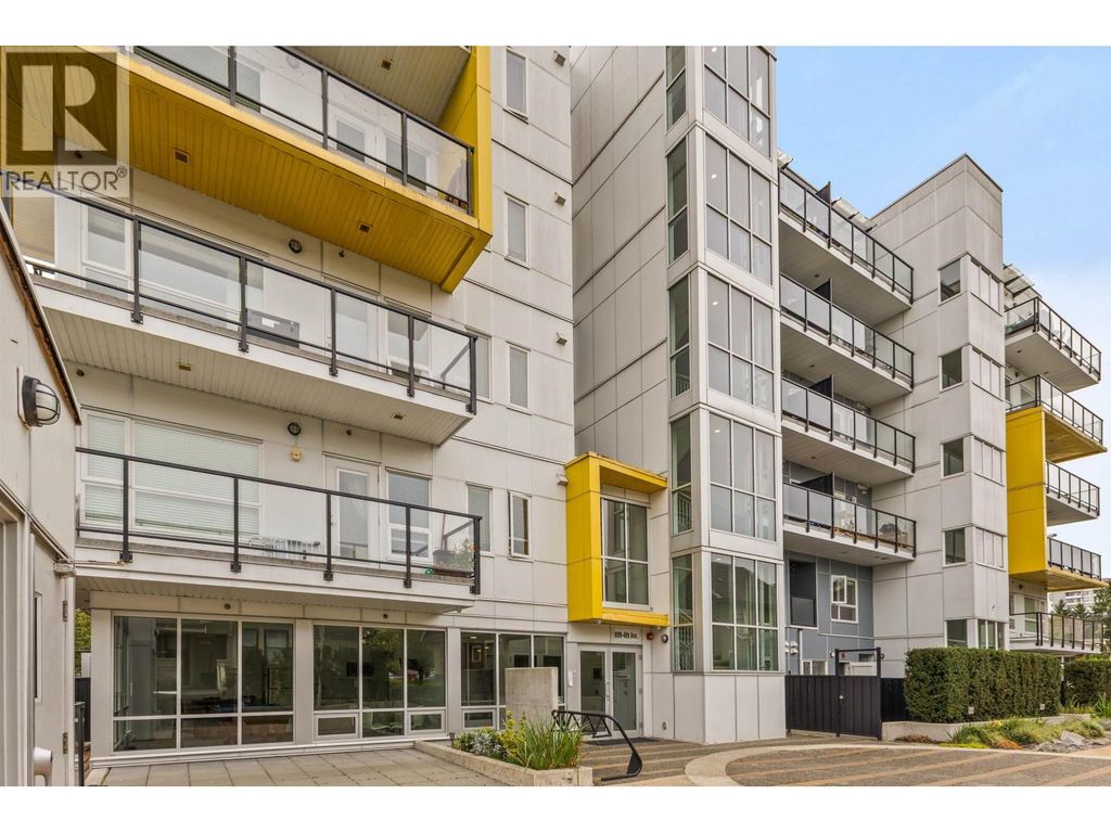 102 809 Fourth Avenue, New Westminster