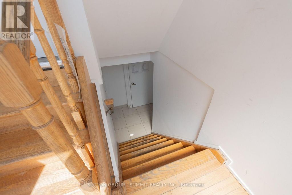 29 Yatescastle, Toronto (glenfield-Jane Heights)