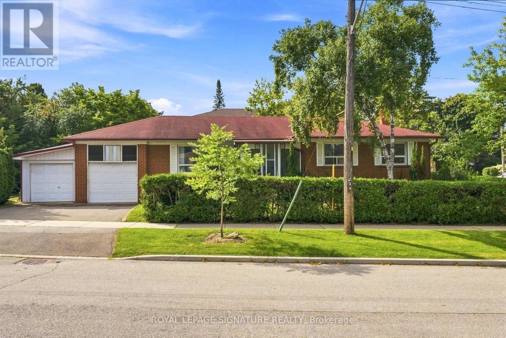 1 Dalegrove Crescent, Toronto (eringate-Centennial-West Deane)