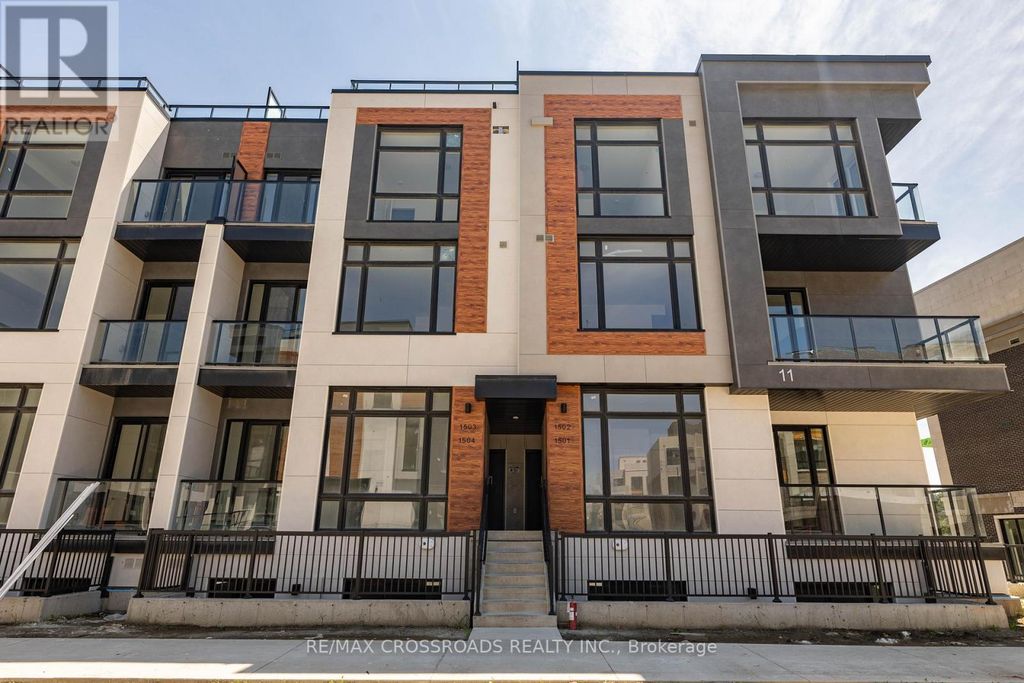 1503 - 11 David Eyer Road, Richmond Hill