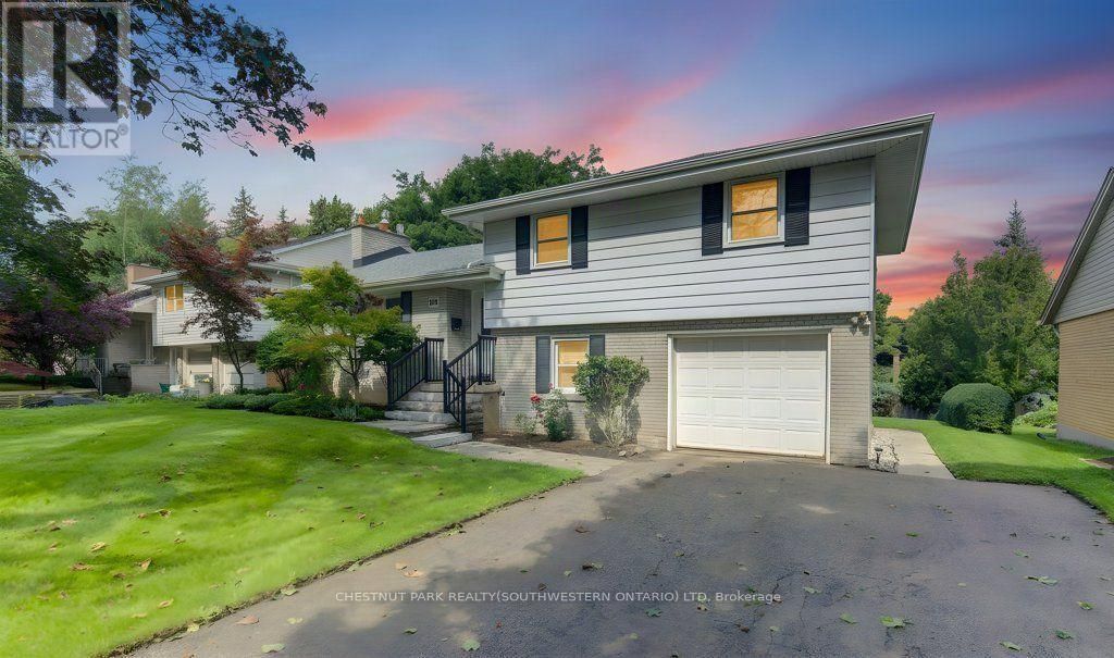 204 Stanley Drive, Waterloo