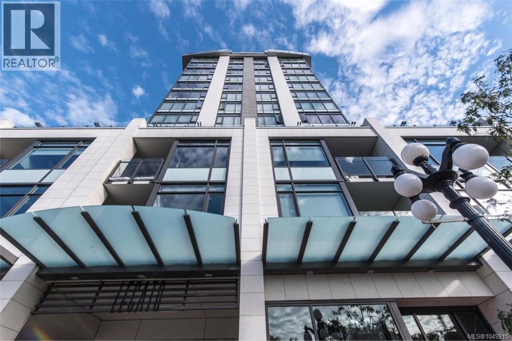 605 960 Yates St, Victoria